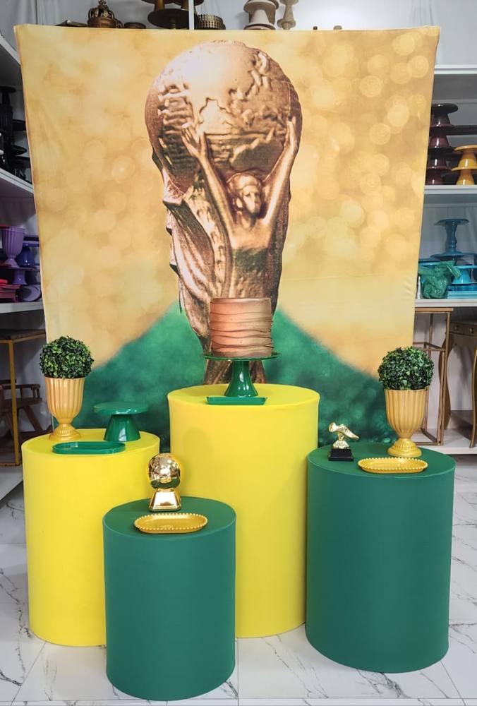 Tema Futebol — taça do mundo